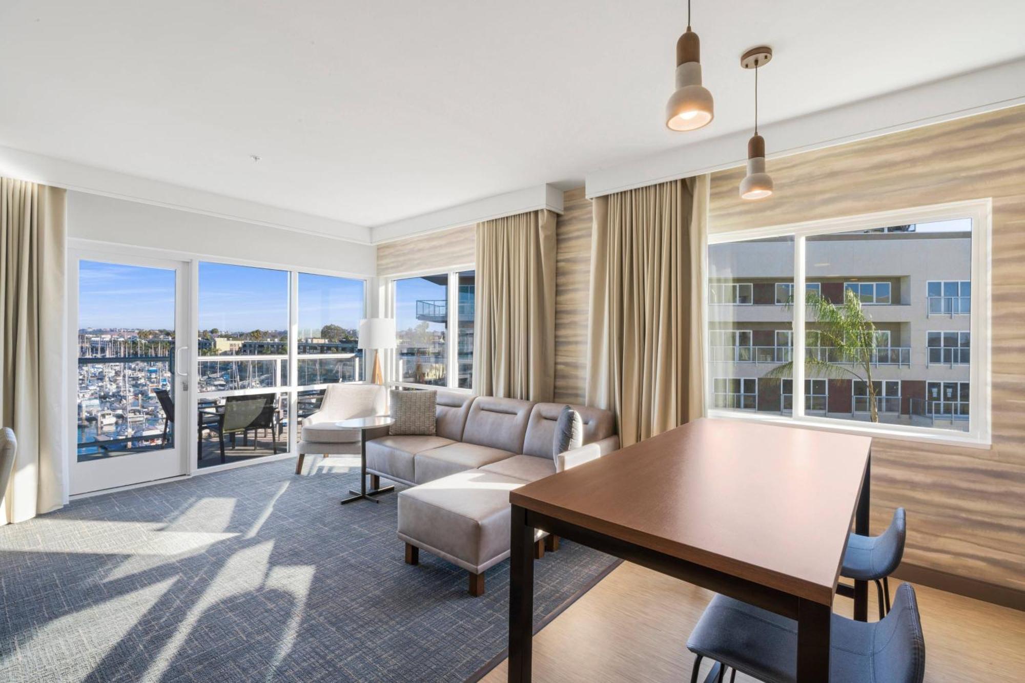 Residence Inn By Marriott Marina Del Rey Los Angeles Exterior photo